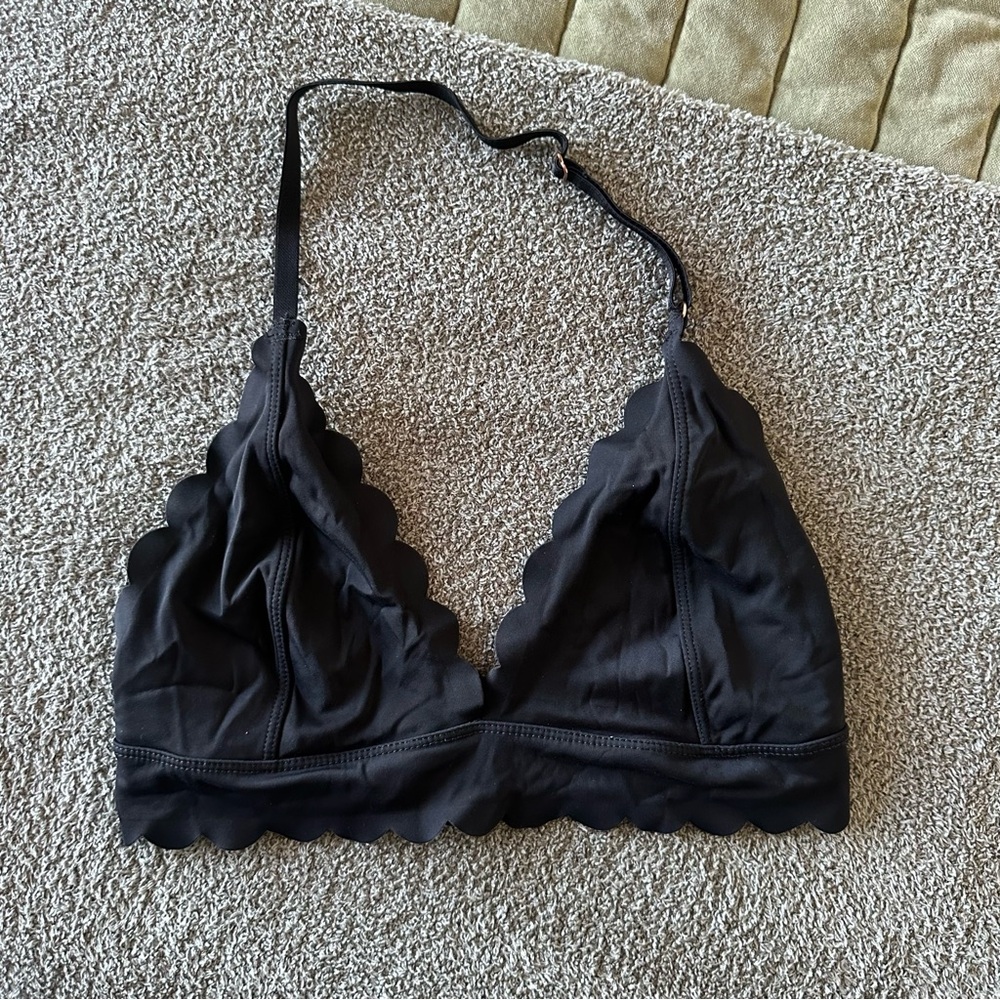 OUT FROM UNDER Black Scalloped Bralette
